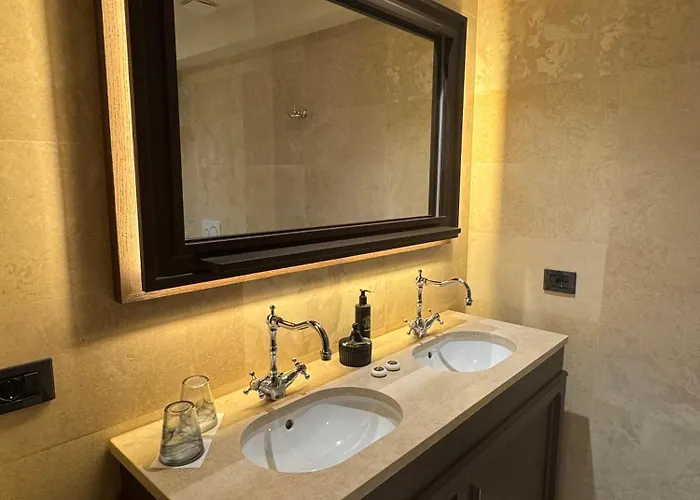 Palazzo Gambirasi Luxury Pensjonat Rzym