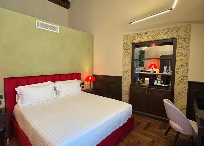 Konukevi Palazzo Gambirasi Luxury 4*