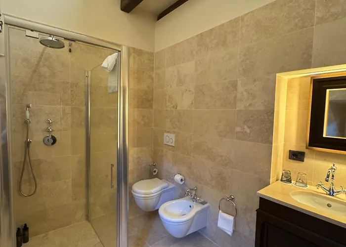 Palazzo Gambirasi Luxury Affittacamere Roma